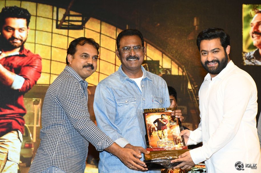 Janatha-Garage-Movie-Success-Celebrations